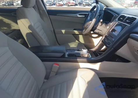 2017 Ford Fusion Se z USA, uszkodzony, nr VIN 3FA6P0HD8HR264212